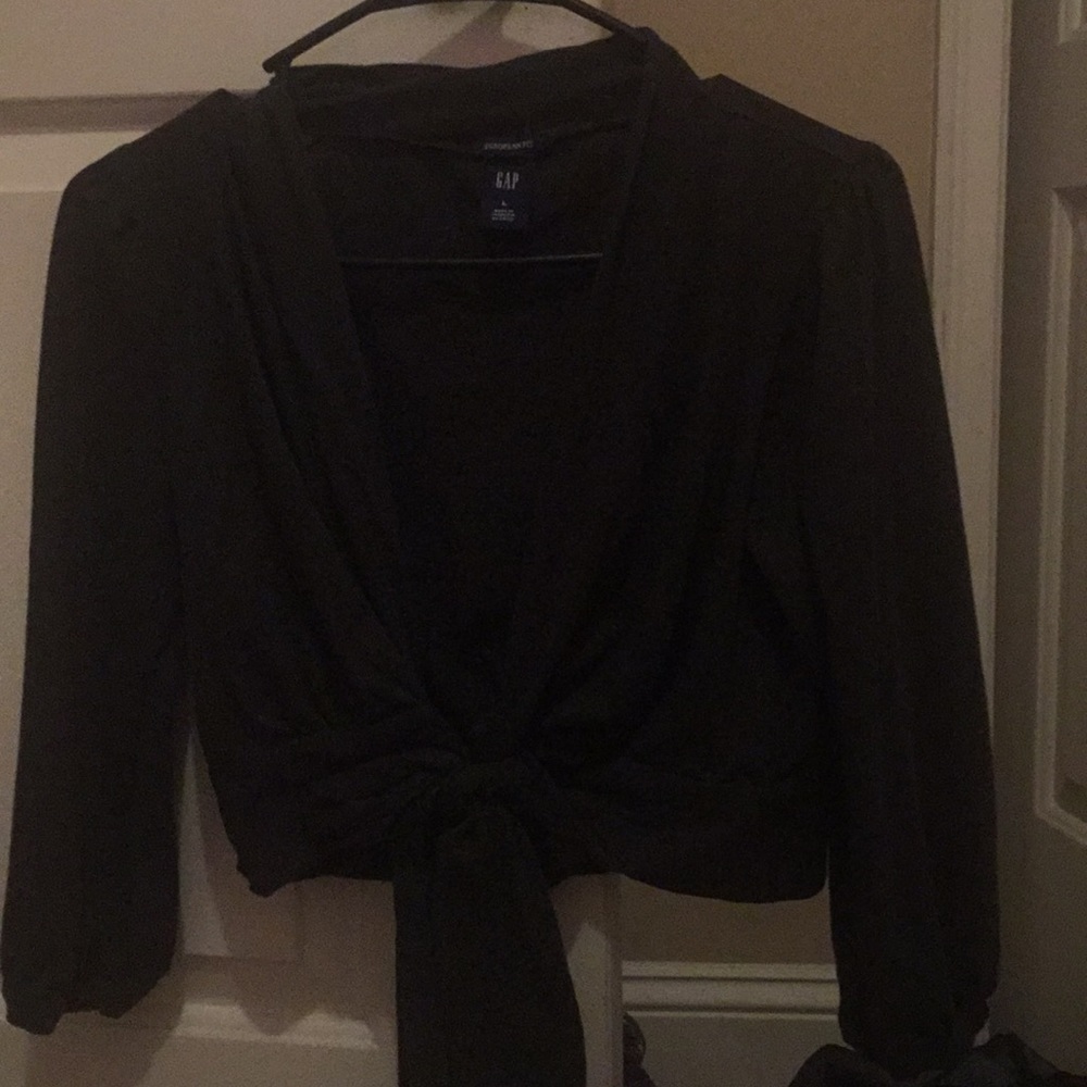 Tie top